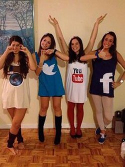 Social-Media-costume1